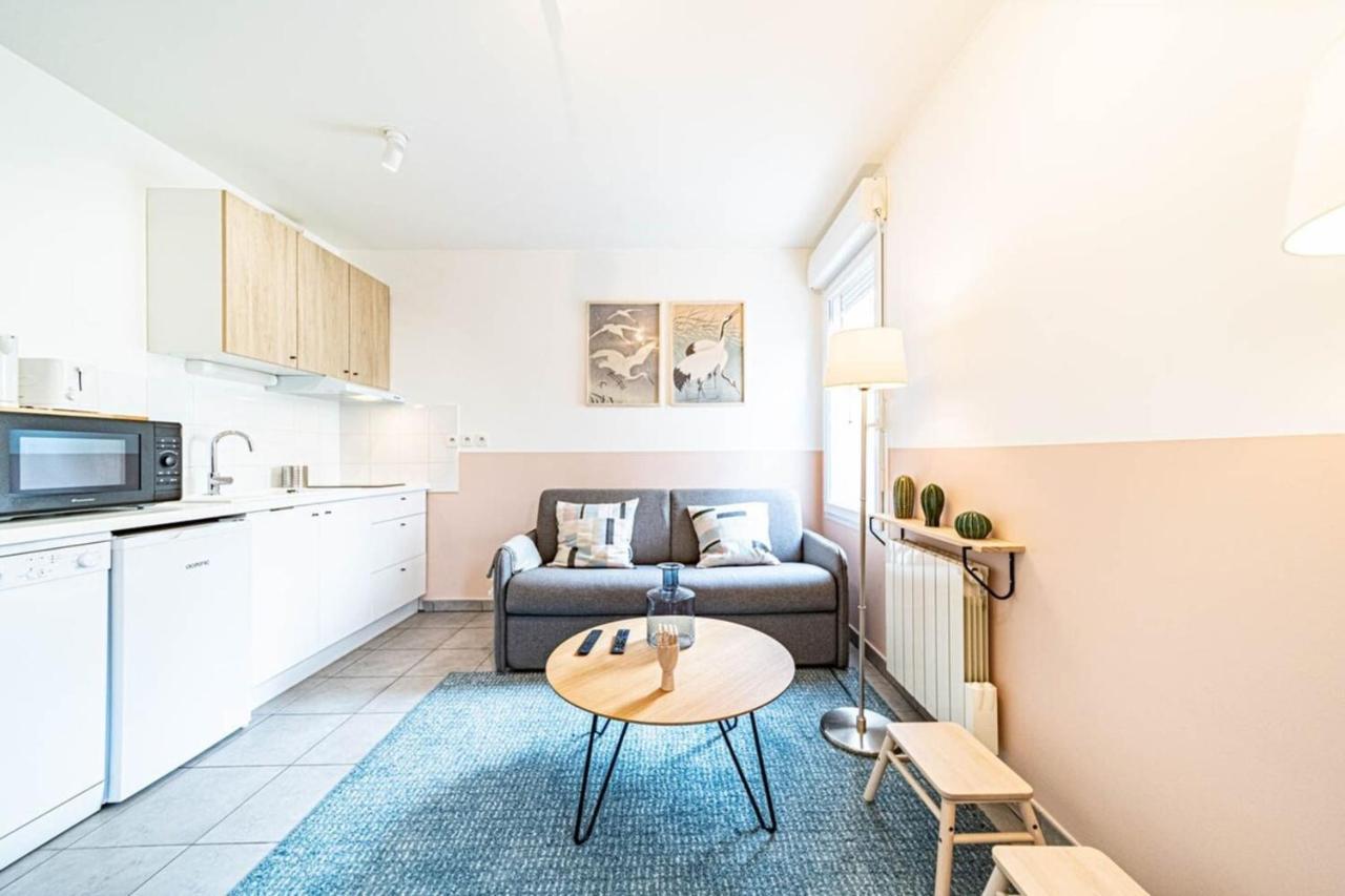 Le Petit Montel- Studio Avec Garage-Metro Valmy Lyon Kültér fotó